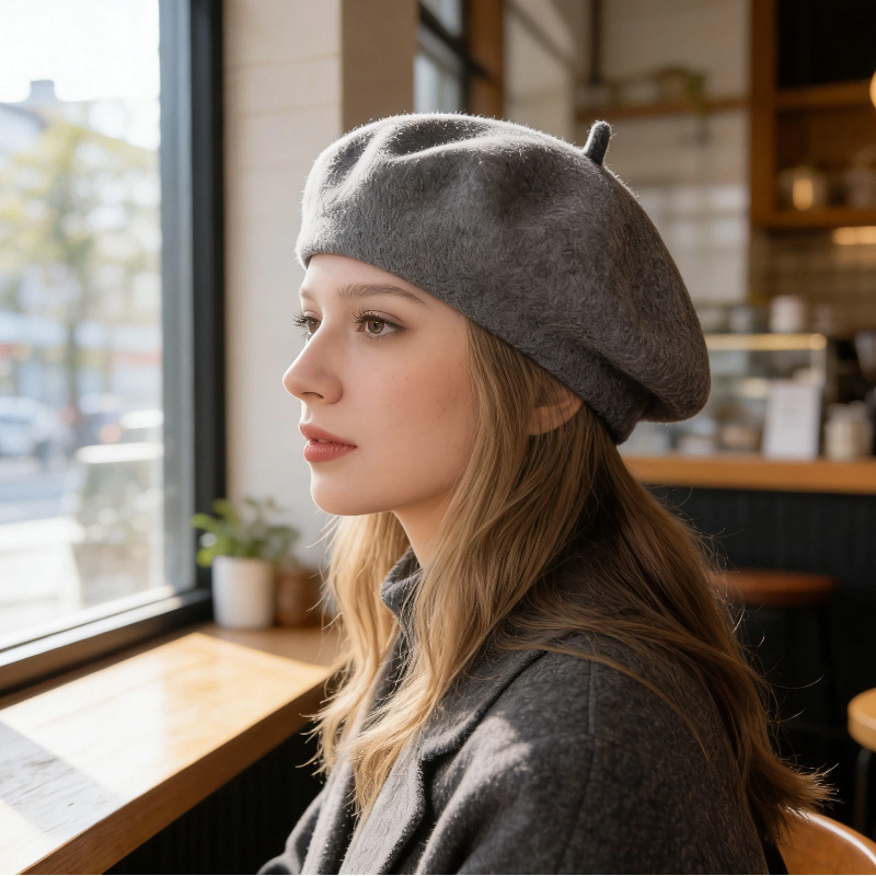 Berretto Classico da Donna in  - Beret French Wool recensione e prezzo