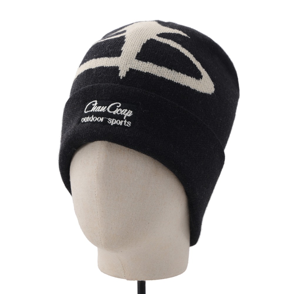 Berretto Invernale Unisex in M - Beanie Cuffed Knit recensione e prezzo